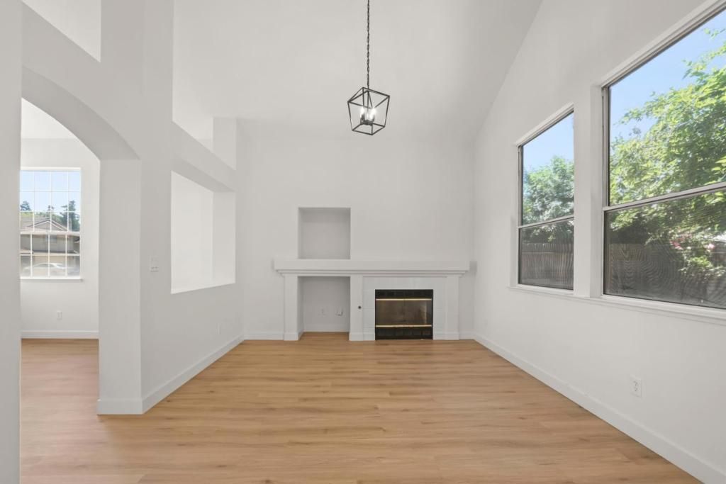 Image 11 of property listing at 4221 San Martin Court, Salida, CA 95368
