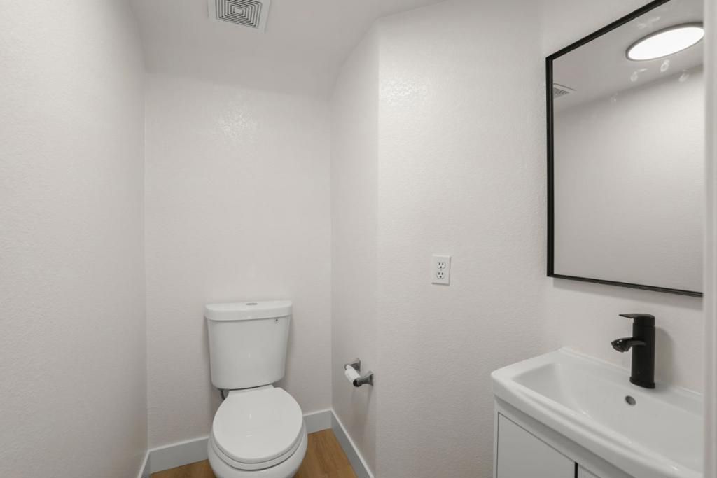 Image 19 of property listing at 4221 San Martin Court, Salida, CA 95368