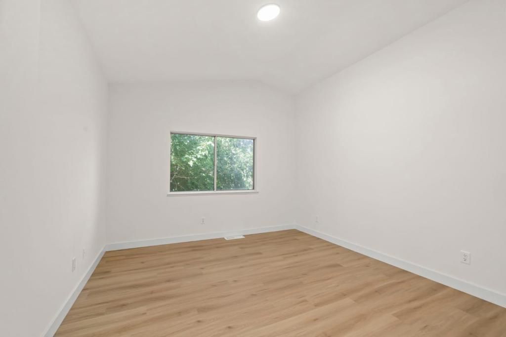 Image 23 of property listing at 4221 San Martin Court, Salida, CA 95368