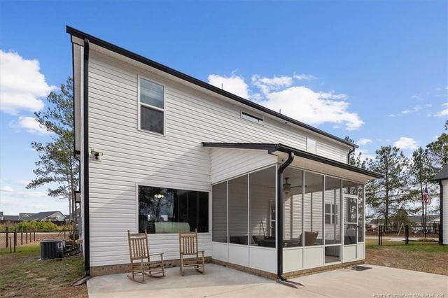 411 Midway Drive, Raeford, NC 28376