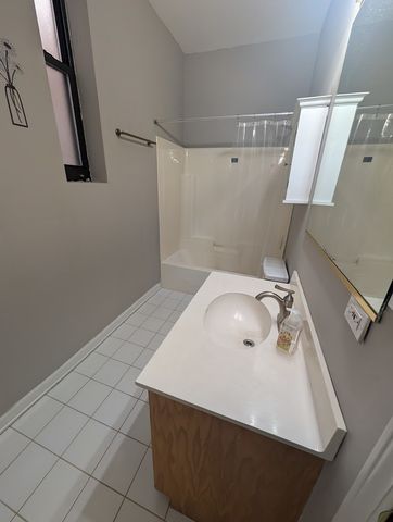 1531 W THOMAS Street 2F, Chicago, IL 60642