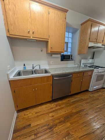 1531 W THOMAS Street 2F, Chicago, IL 60642