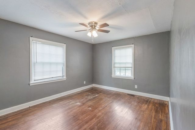 2417 Grover St, Nashville, TN 37207