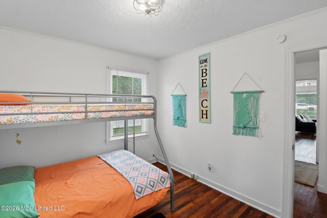 2002 Greater Avenue, Biloxi, MS 39531