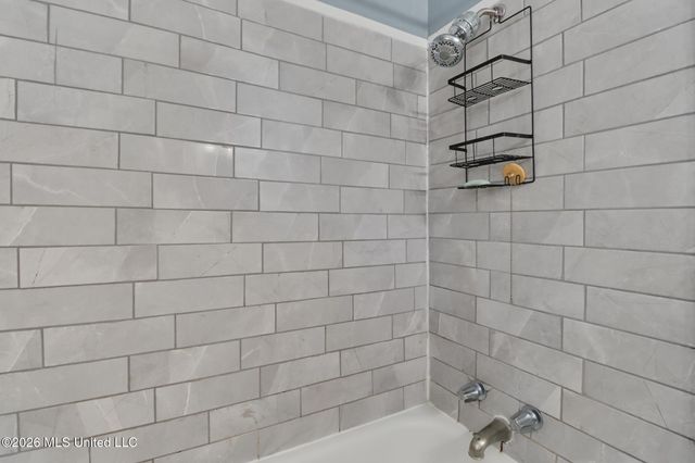 2002 Greater Avenue, Biloxi, MS 39531