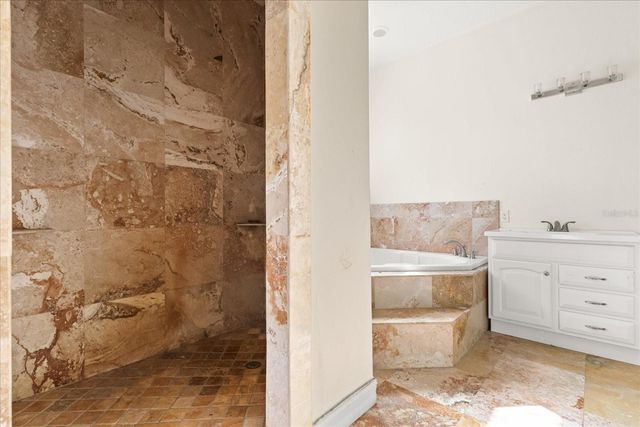 11250 MCMULLEN ROAD, Riverview, FL 33569