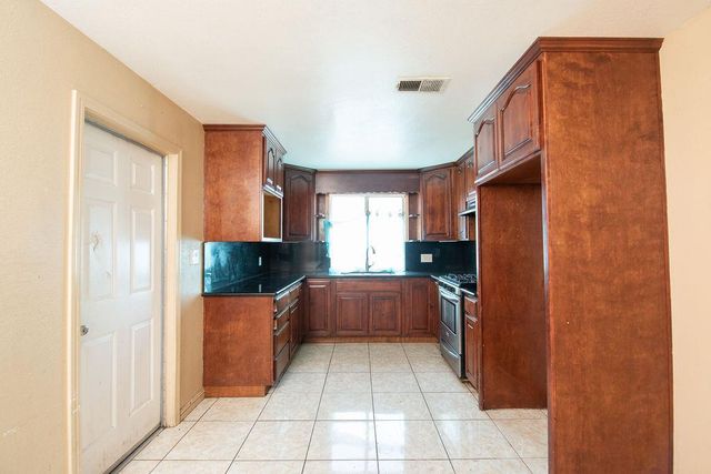 309 Lovell Way, Manteca, CA 95336