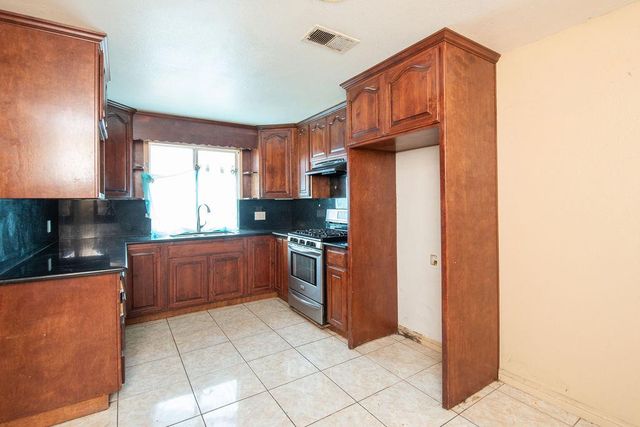 309 Lovell Way, Manteca, CA 95336