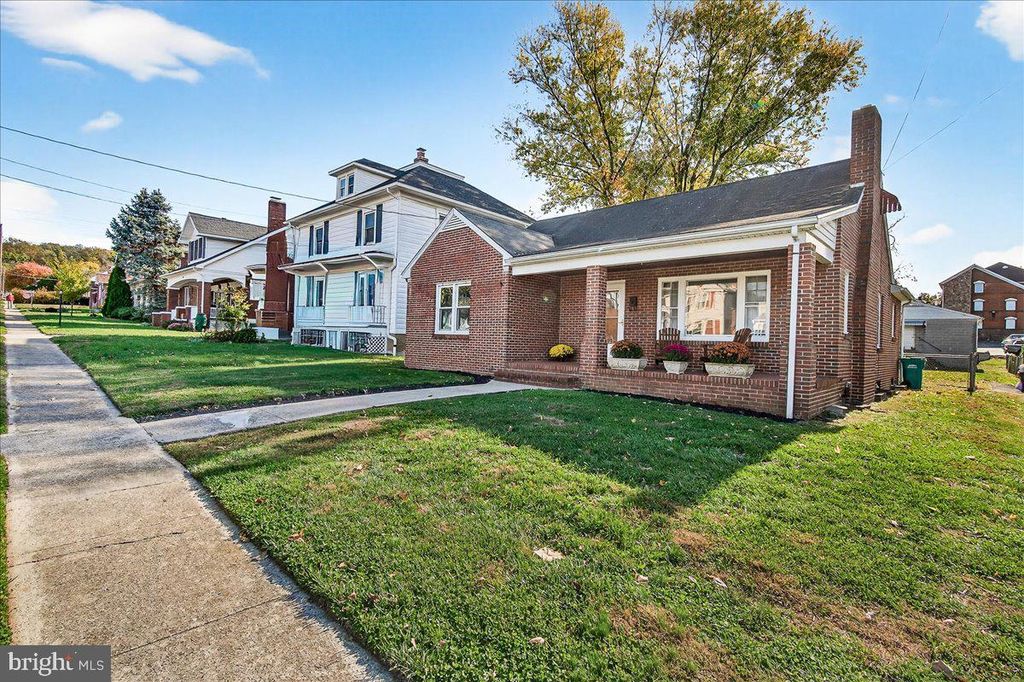 Image 31 of property listing at 110 LAKIN AVE, Boonsboro, MD 21713