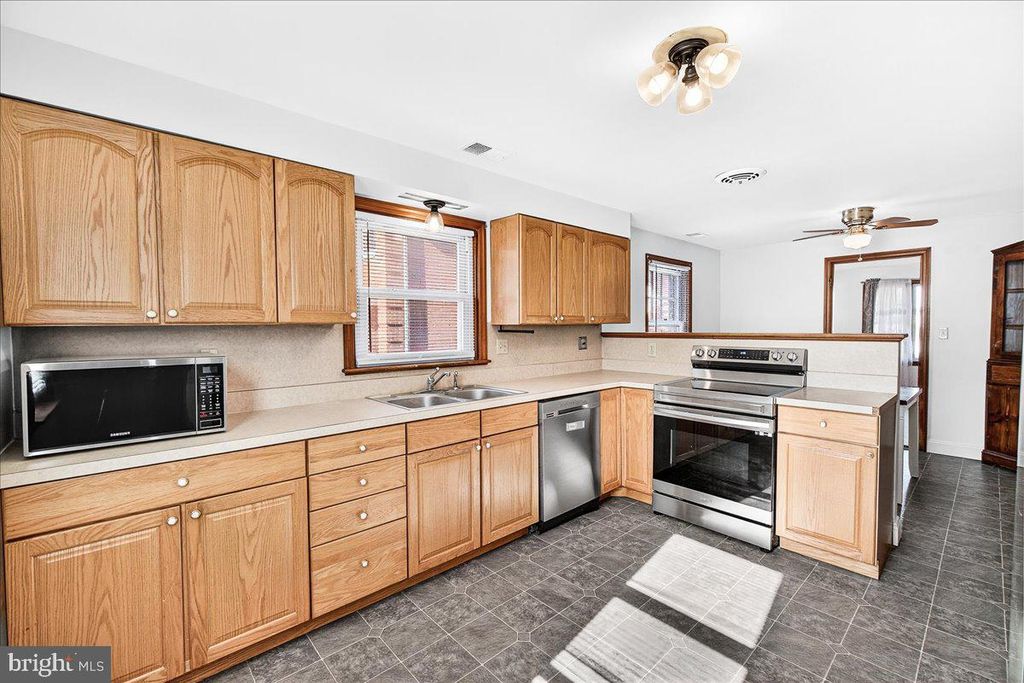 Image 34 of property listing at 110 LAKIN AVE, Boonsboro, MD 21713