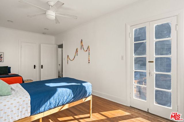 3220 Garden Avenue, Los Angeles, CA 90039