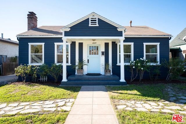 3220 Garden Avenue, Los Angeles, CA 90039