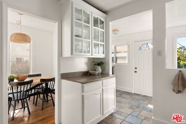 3220 Garden Avenue, Los Angeles, CA 90039