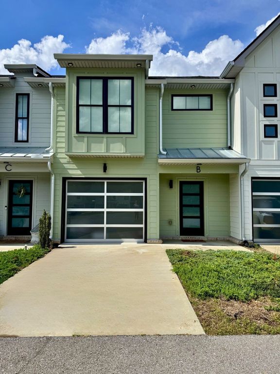 160 Excell Rd Unit B, Clarksville, TN 37043