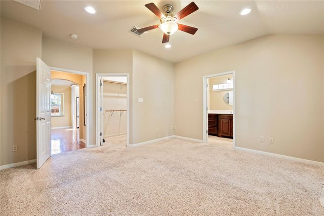 412 Narcissus Street, Lake Jackson, TX 77566