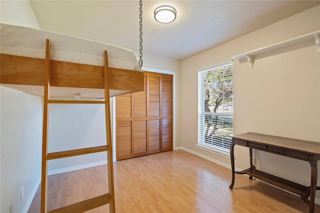 412 Narcissus Street, Lake Jackson, TX 77566