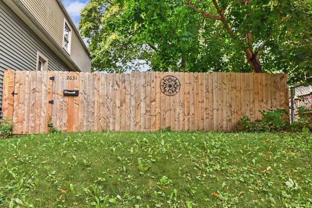 2631 N Booth STREET, Milwaukee, WI 53212