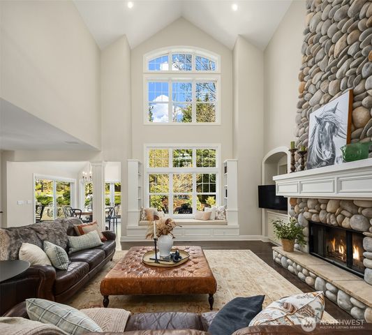 29002 NE 3rd Way, Carnation, WA 98014