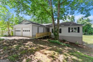 7 Tradewinds Road, Cleveland, GA 30528