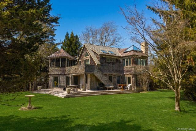 60 Skimhampton Road, East Hampton, NY 11937