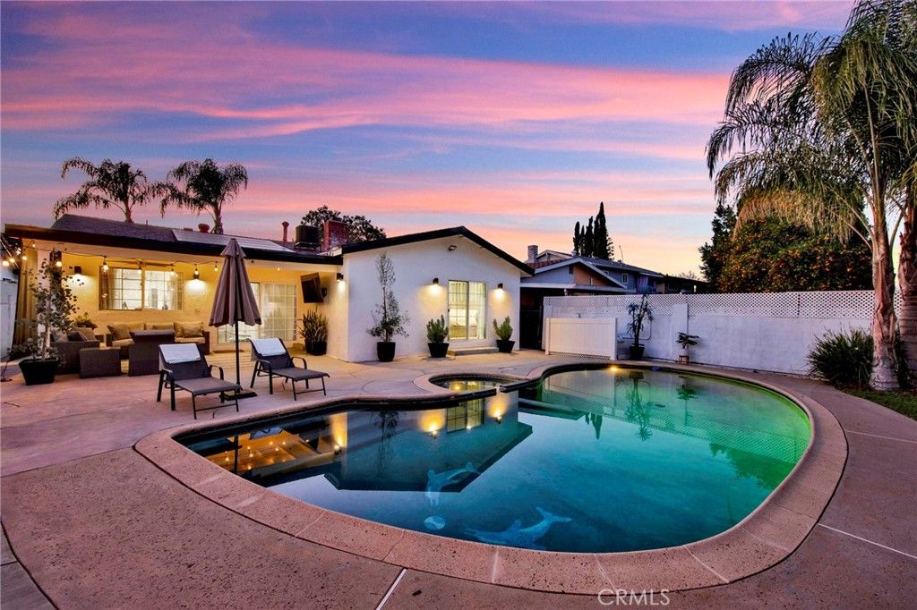 Image 66 of property listing at 6900 Katherine Avenue, Van Nuys, CA 91405