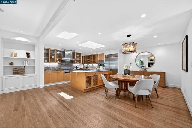 1165 Glen Rd, Lafayette, CA 94549