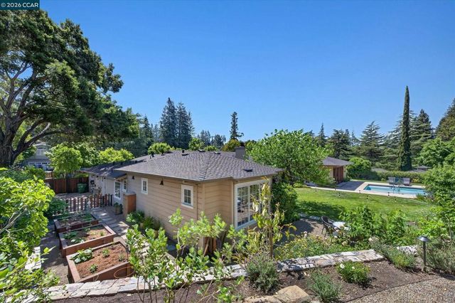 1165 Glen Rd, Lafayette, CA 94549