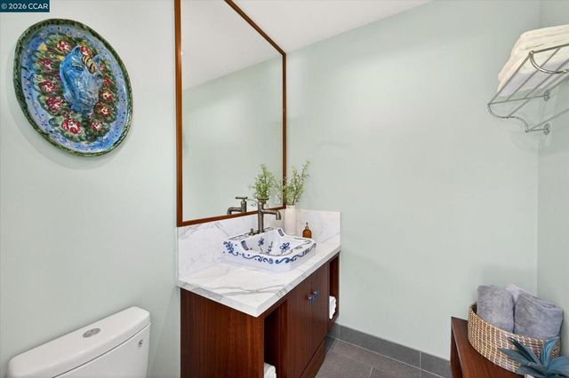 1165 Glen Rd, Lafayette, CA 94549