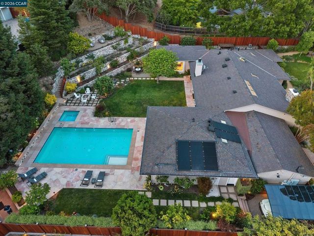 1165 Glen Rd, Lafayette, CA 94549