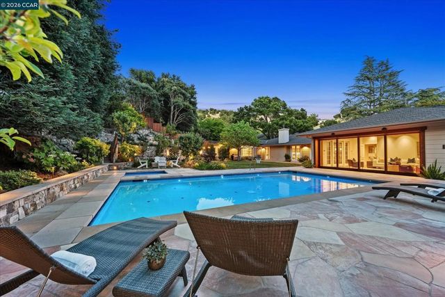 1165 Glen Rd, Lafayette, CA 94549