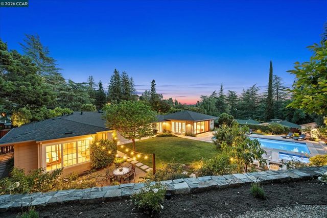 1165 Glen Rd, Lafayette, CA 94549