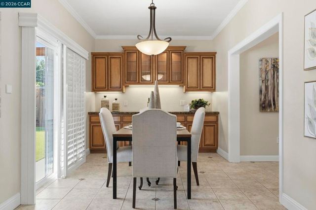 4242 Henning Dr, Concord, CA 94521
