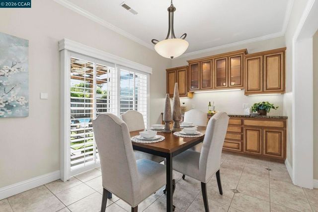 4242 Henning Dr, Concord, CA 94521