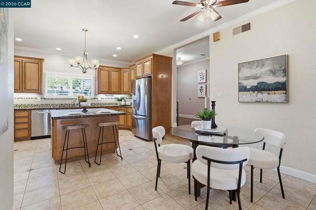 4242 Henning Dr, Concord, CA 94521