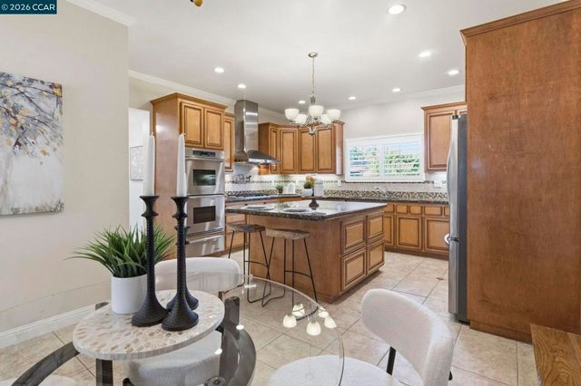 4242 Henning Dr, Concord, CA 94521