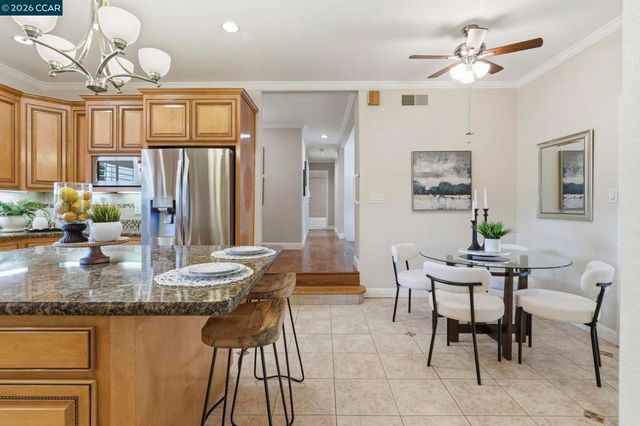 4242 Henning Dr, Concord, CA 94521