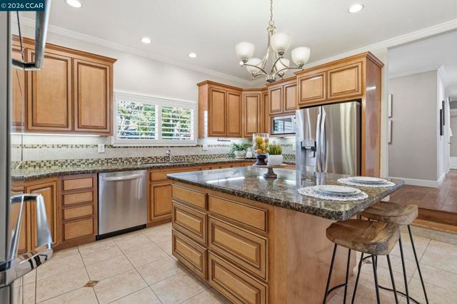 4242 Henning Dr, Concord, CA 94521
