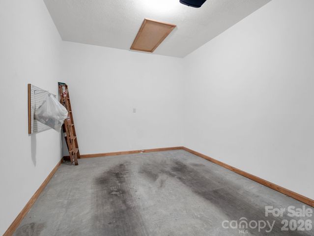 25 Coldwater Lane, Laurel Park, NC 28739