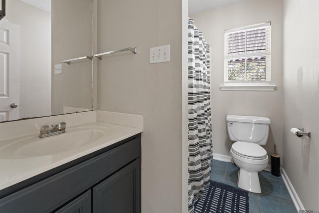 13454 Leon A Babin Sr Rd, Gonzales, LA 70737