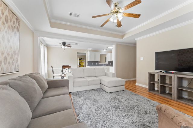 13454 Leon A Babin Sr Rd, Gonzales, LA 70737