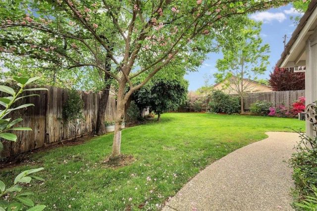 2441 Burl Court, Yuba City, CA 95991