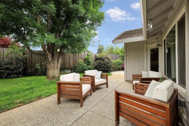 2441 Burl Court, Yuba City, CA 95991