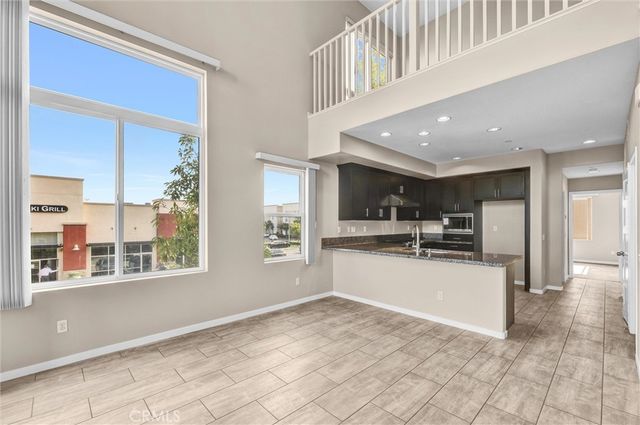 1602 W Artesia Square A, Gardena, CA 90248