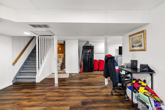 152 Orange Street, Edison, NJ 08817