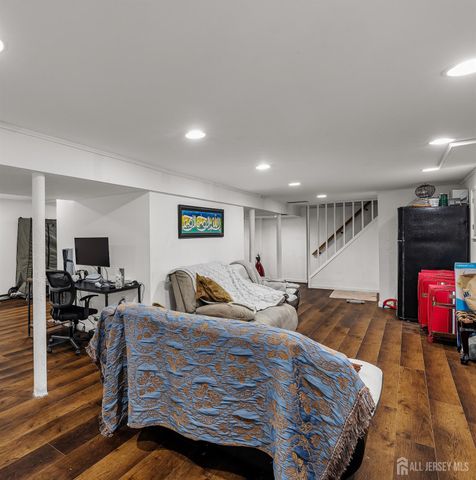 152 Orange Street, Edison, NJ 08817