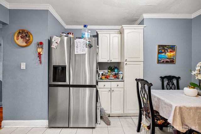 152 Orange Street, Edison, NJ 08817