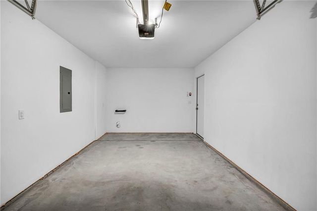 7236 Dancing Wind LN, Del Valle, TX 78617