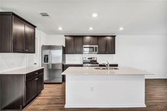 7236 Dancing Wind LN, Del Valle, TX 78617