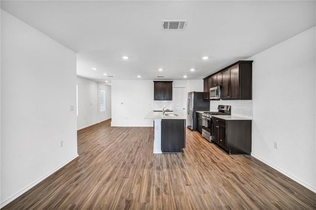 7236 Dancing Wind LN, Del Valle, TX 78617