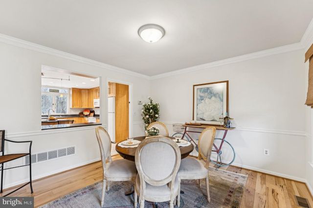 5 CHURCH ST, Brookeville, MD 20833